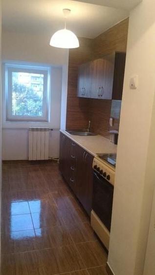 Garsonieră decomandată în Unirii