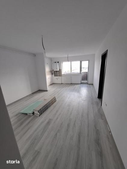 Apartament cu 2 camere în Tractorul