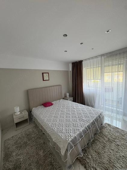 Apartament cu 3 camere decomandat în Unirii