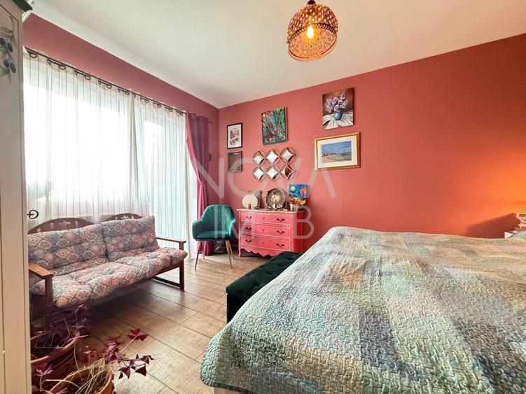 Apartament cu 3 camere decomandat, mobilat în Șelimbăr