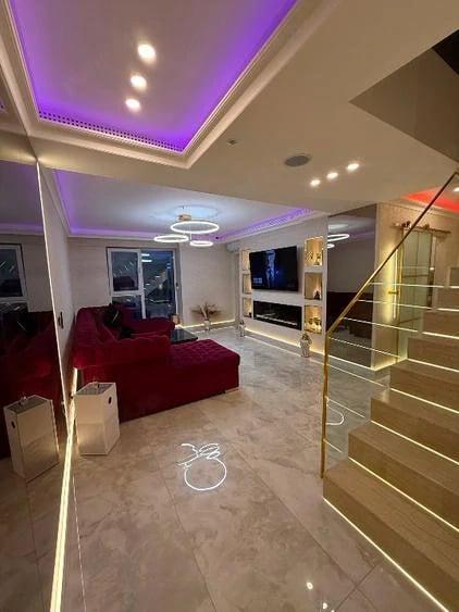 Apartament cu 5 camere decomandat în Parcul Carol