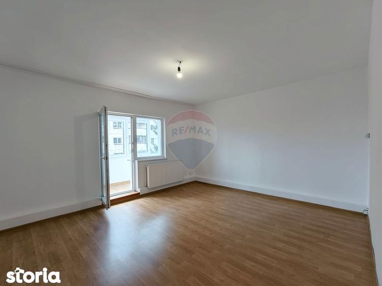 Apartament cu 3 camere, mobilat în Astra