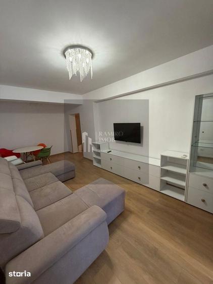 Apartament cu 3 camere decomandat, mobilat în Metalurgiei