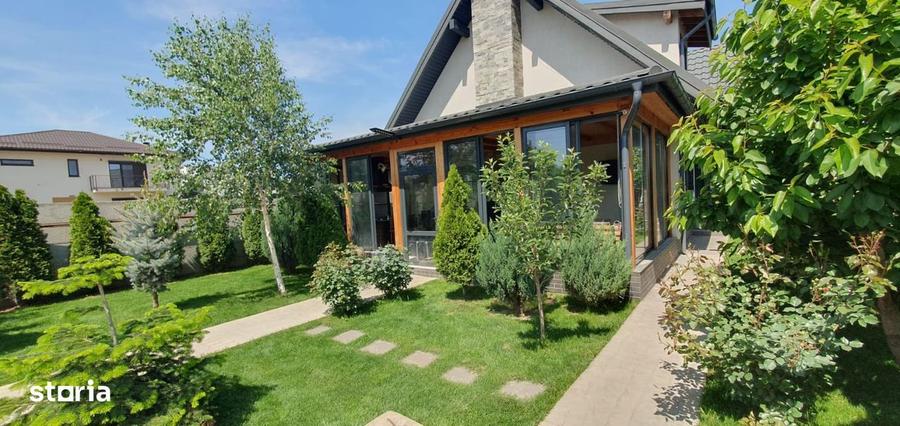 Casă cu 4 camere cu Teren 450 Mp în Tunari