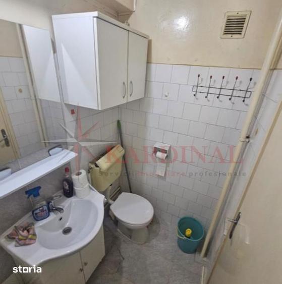 Garsonieră decomandată în Astra