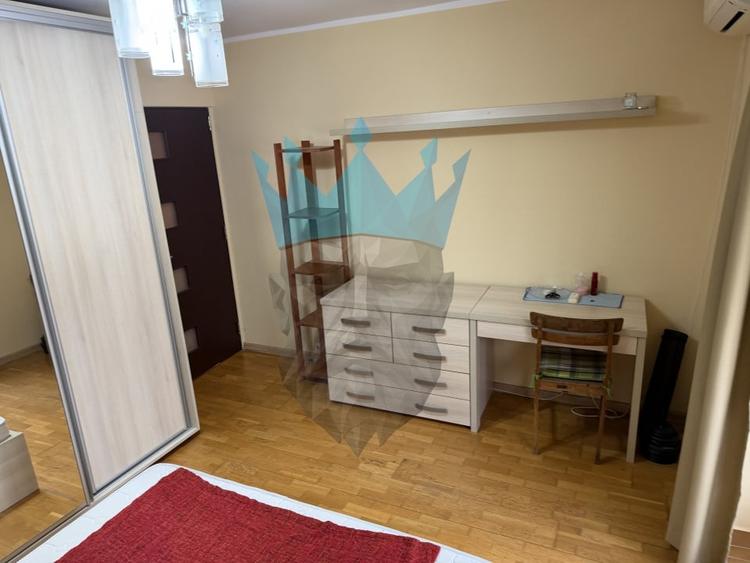 Apartament cu 3 camere decomandat, mobilat în Sebastian