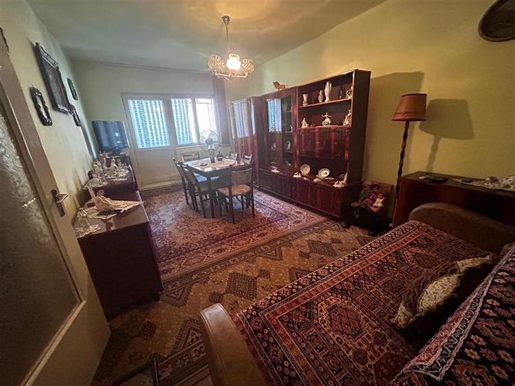 Apartament cu 2 camere decomandat în Luncă