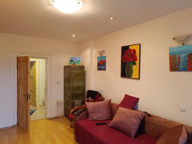 Apartament cu 3 camere decomandat în Câmpina