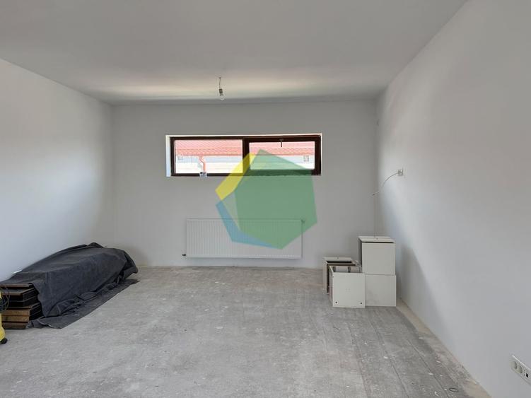 Apartament cu 4 camere în Odăile