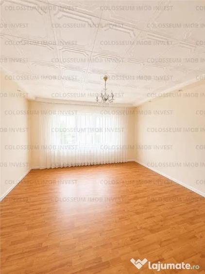 Casă cu 5 camere cu Teren 500 Mp în Răcădău