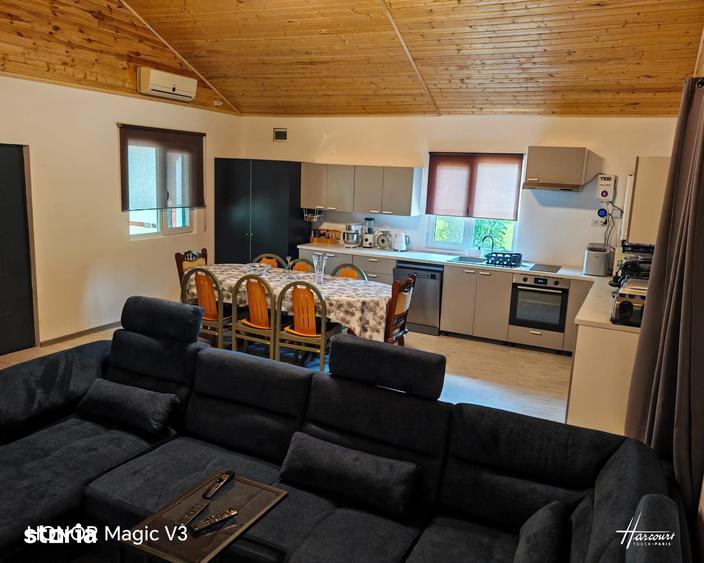 Casă cu 5 camere cu Teren 1468 Mp în Meri