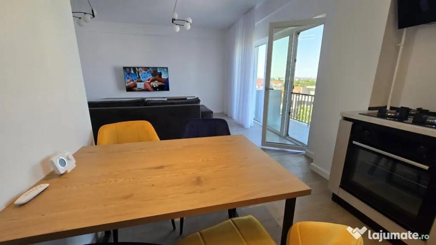 Apartament cu 2 camere decomandat în Kamsas
