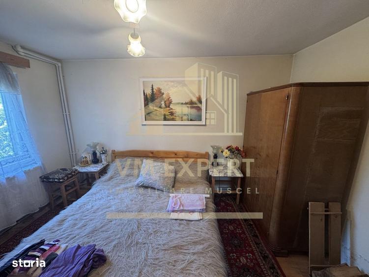 Casă cu 4 camere cu Teren 893 Mp în Lerești