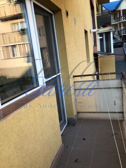 Apartament cu 3 camere semidecomandat, mobilat în Baciu