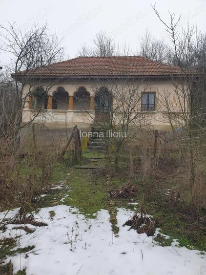 Vand casa Maiag Gorj