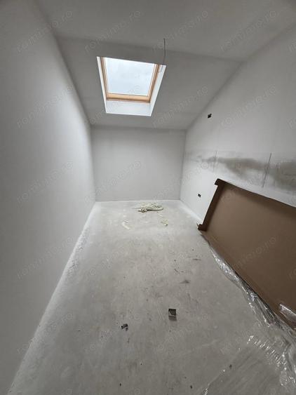 Apartament cu 2 camere decomandat în Buziașului