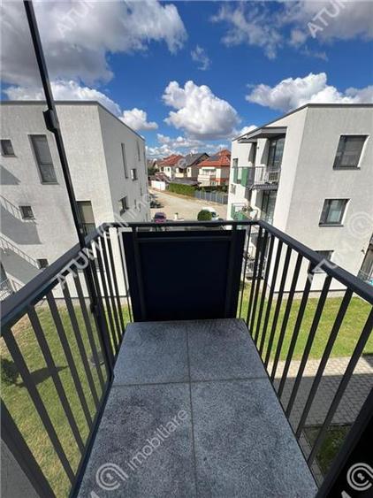 Apartament cu 3 camere decomandat, mobilat în Șelimbăr