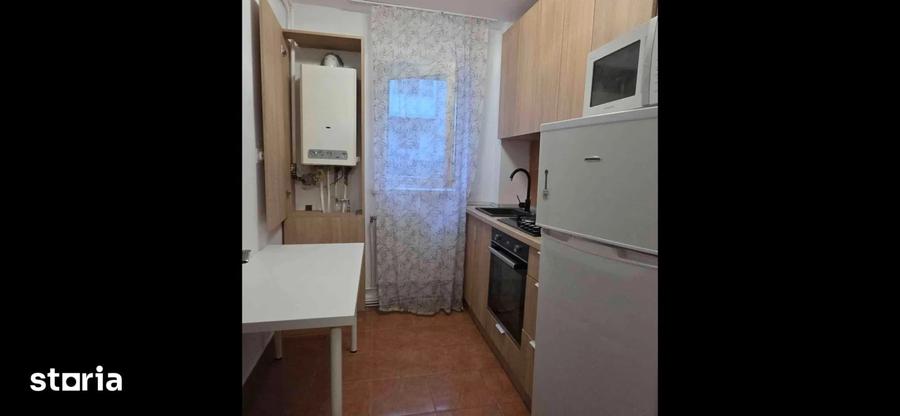 Apartament cu 2 camere decomandat, mobilat în Gruia
