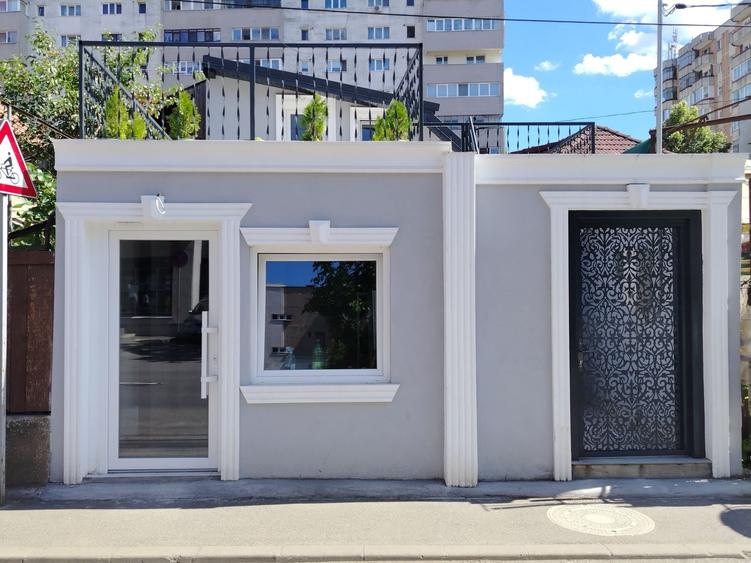 Spațiu comercial, de 24 mp, în Central