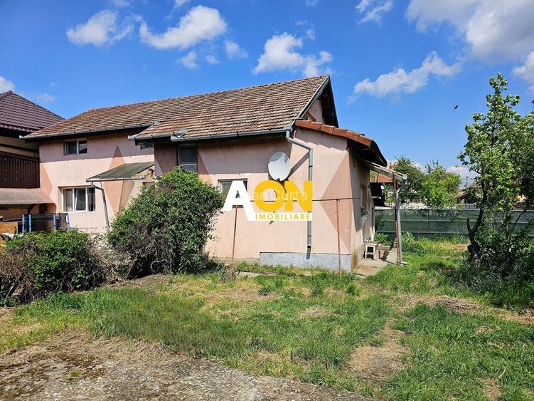 Casa S+P+M, 5 camere, 955 mp teren, zona Centru