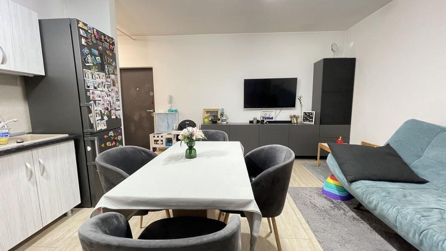 Apartament cu 2 camere decomandat, mobilat în Dumbrăvița
