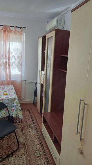 Garsonieră semidecomandată în Podu Roș