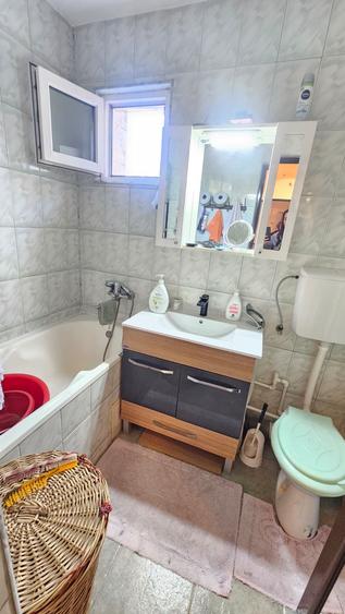 Apartament cu 2 camere în Micro 40