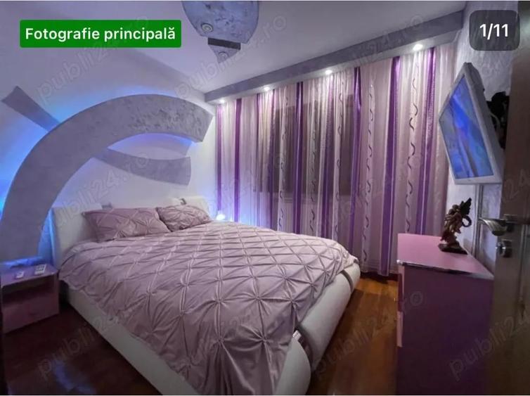 Apartament cu 3 camere semidecomandat în Central