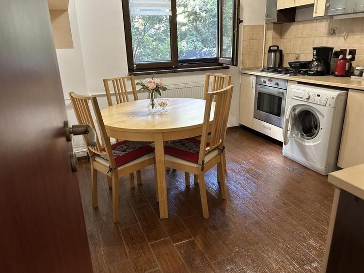 Apartament cu 2 camere decomandat, mobilat în Tineretului