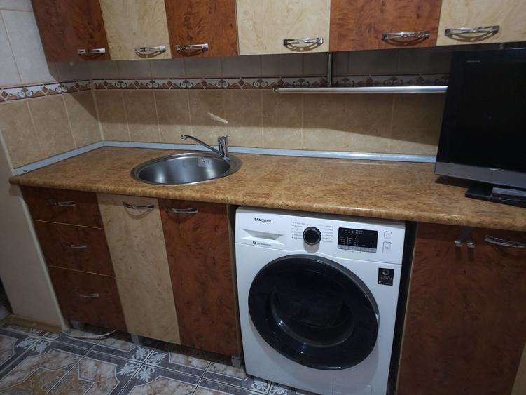 Apartament cu 2 camere decomandat în Malu Roșu