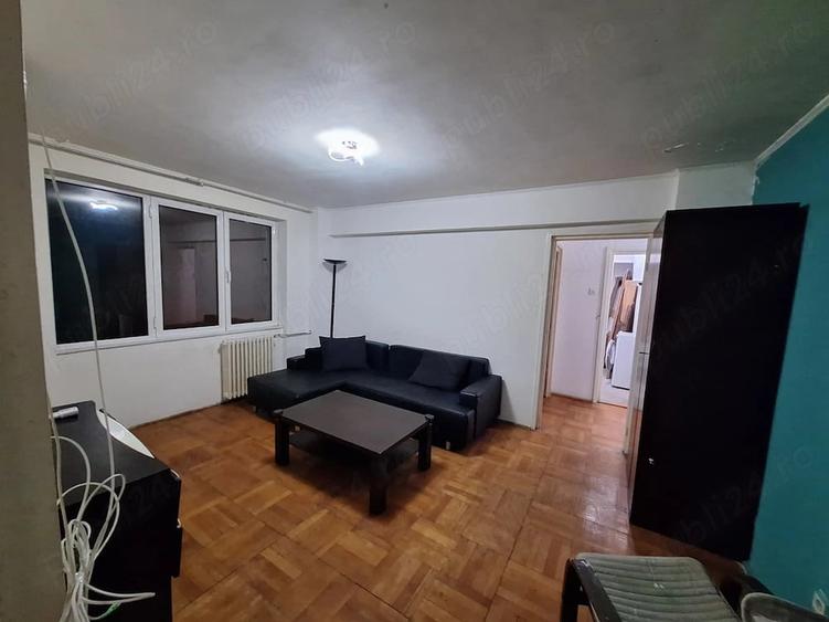 Apartament cu 3 camere semidecomandat în Ultracentral