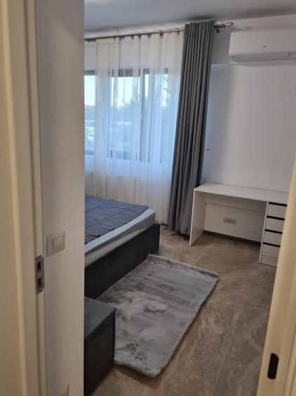 Apartament cu 2 camere decomandat în Parcul Carol