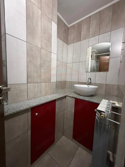 Apartament cu 2 camere decomandat în Micro 19