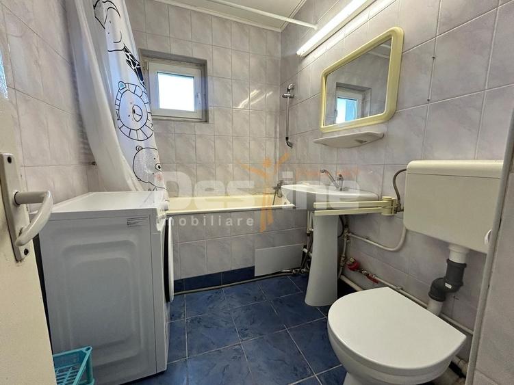 Apartament cu 2 camere decomandat, mobilat în Tătărași