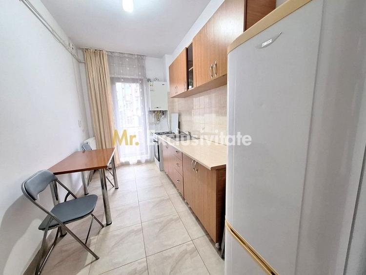 Apartament cu 3 camere decomandat, mobilat în Popa Șapcă