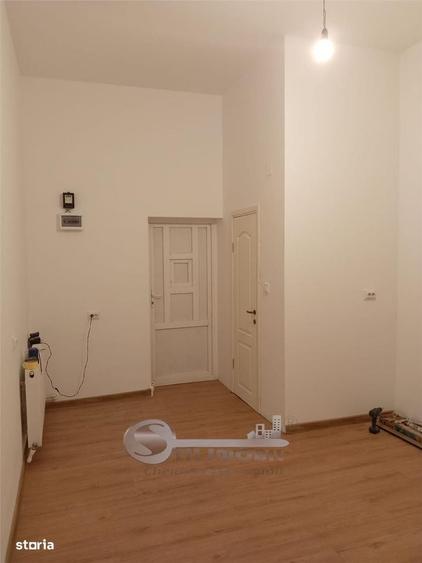 Spațiu comercial, de 20 mp, în Ultracentral