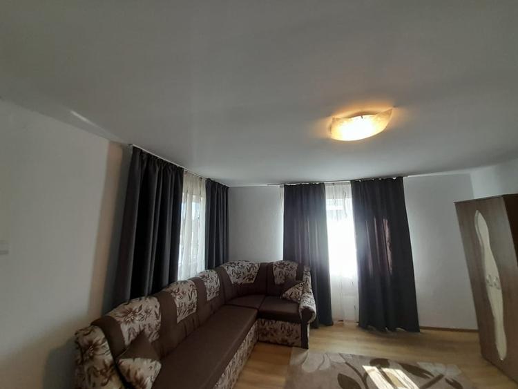 Casă individuală cu 3 camere cu Canalizare în Periferie