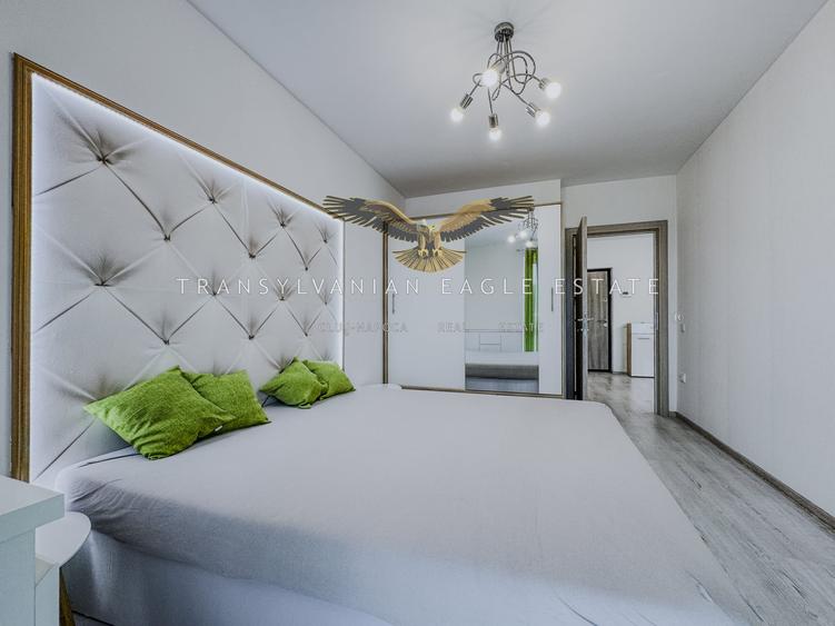 Apartament cu 2 camere semidecomandat, mobilat în Central