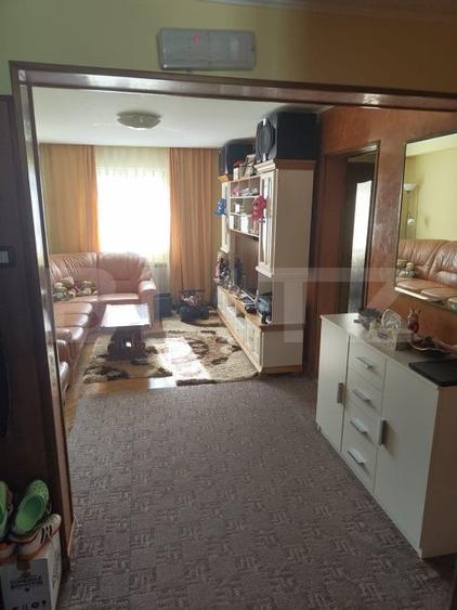 Apartament 3 camere, 70mp, Radauti - 1