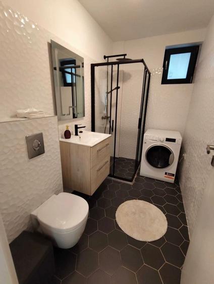 Apartament cu 3 camere decomandat, mobilat în 1 Decembrie 1918