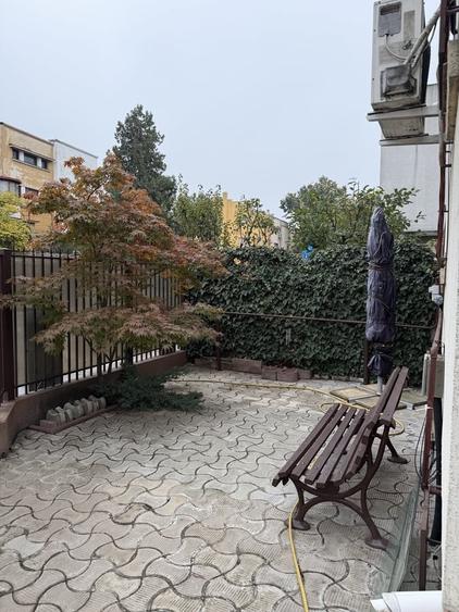Casă cu 4 camere cu Teren 105 Mp în Vatra Luminoasă