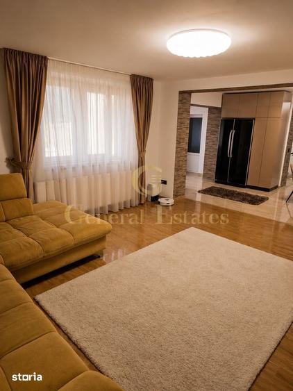 Casă cu 4 camere cu Teren 583 Mp în Dumbrăvița