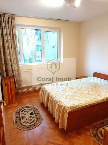 Apartament cu 2 camere semidecomandat, mobilat în Pajura