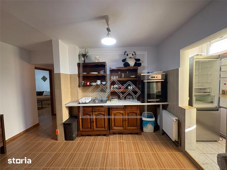 Apartament cu 2 camere decomandat în Ștrand