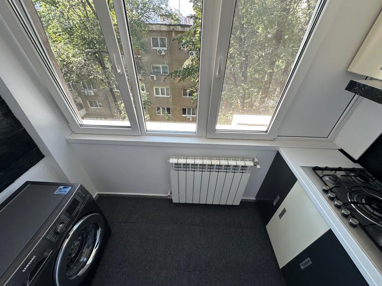 Apartament cu 2 camere decomandat în Crângași