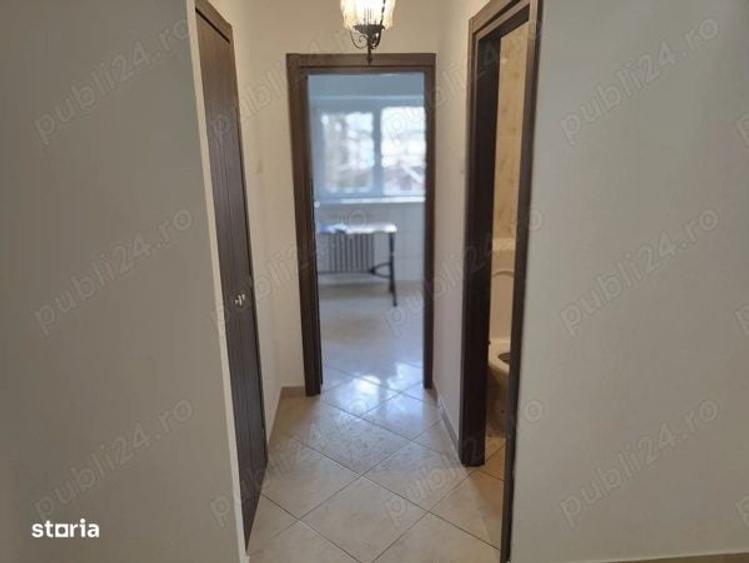Apartament cu 3 camere decomandat în Dorobanți