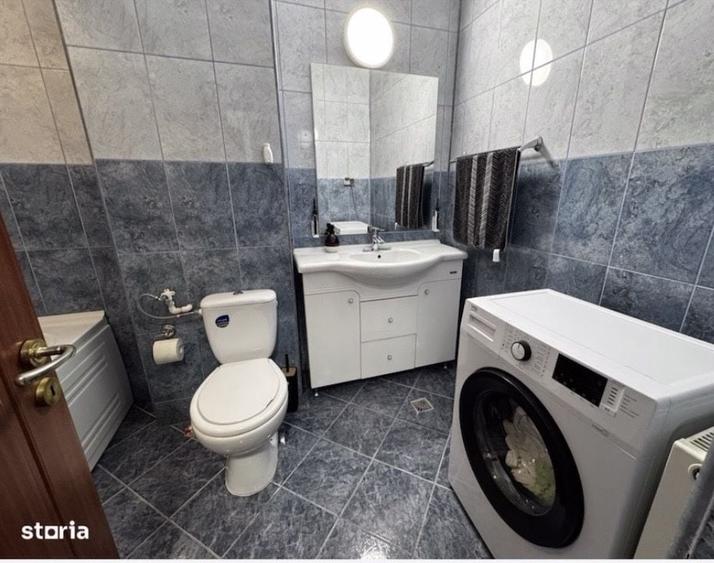 Vand apartament 2 camere , etaj 1 - 7