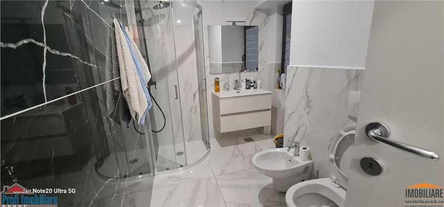 Apartament cu 2 camere circular, mobilat în Central