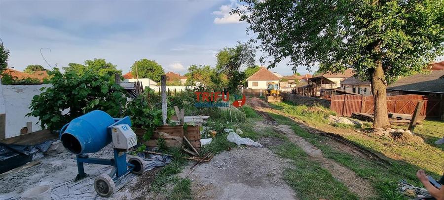 Casă individuală cu 4 camere cu Canalizare în Vințu de Jos