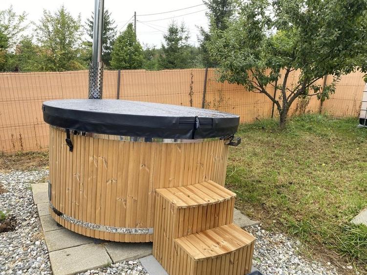 Casă cu 3 camere cu Teren 300 Mp în Moacșa